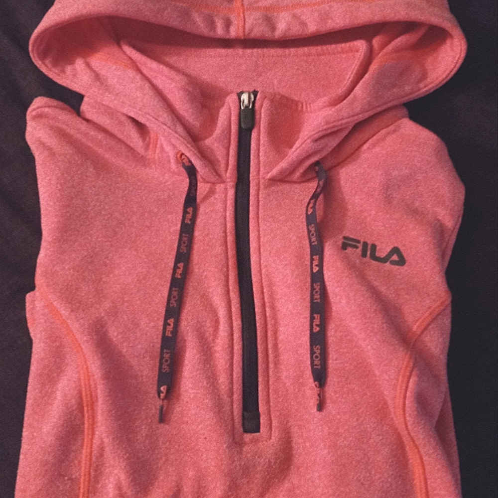 FILA Pullover Sz. Medium